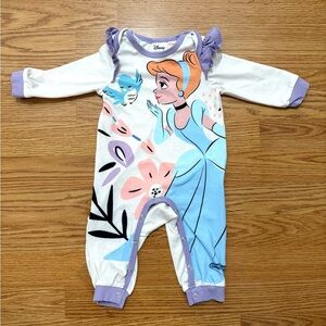 Cinderella Onesie Long Sleeved 6-9 months